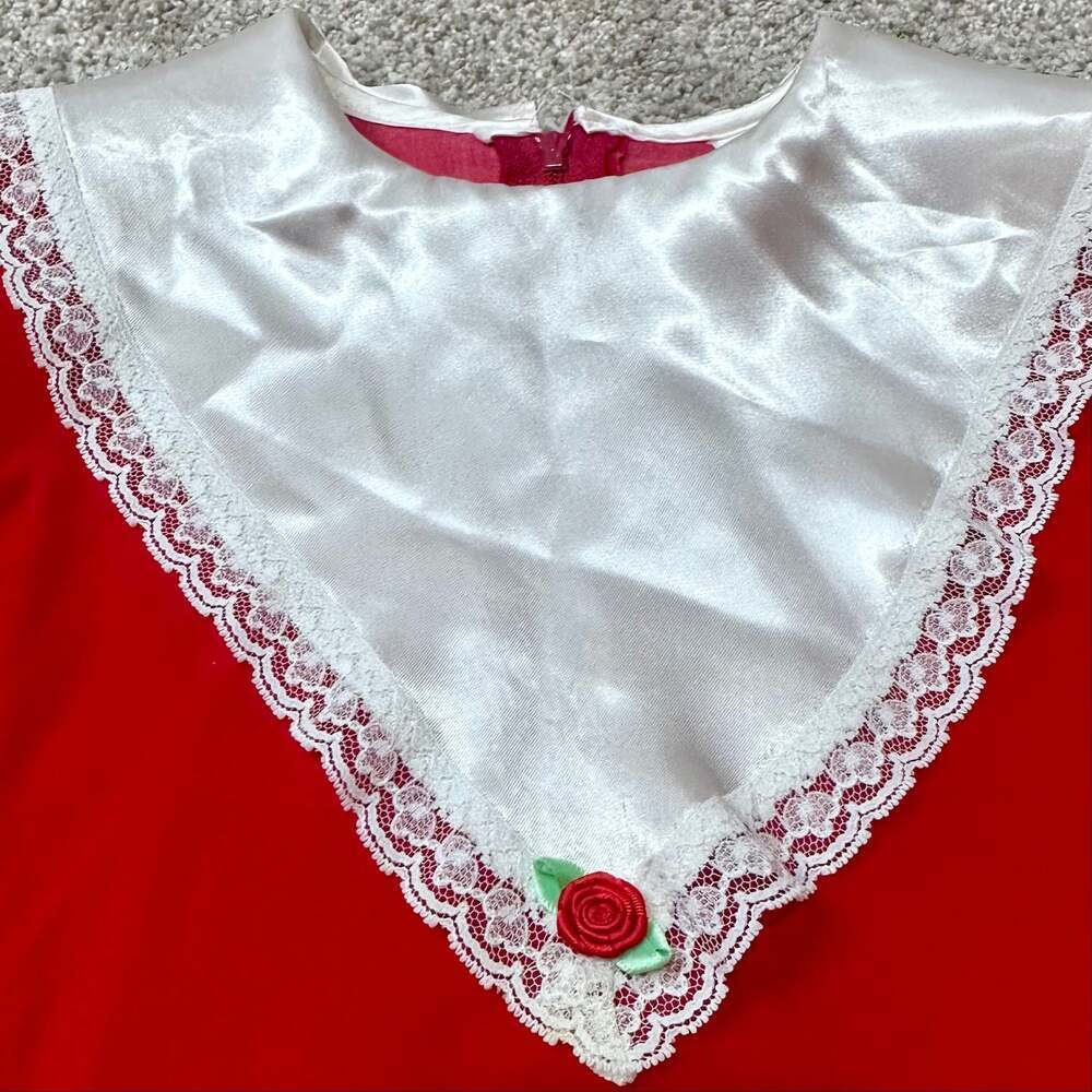 Vintage Girls Red Velvet Dress with White Lace Collar, Sz 6X - Picture 6 of 8
